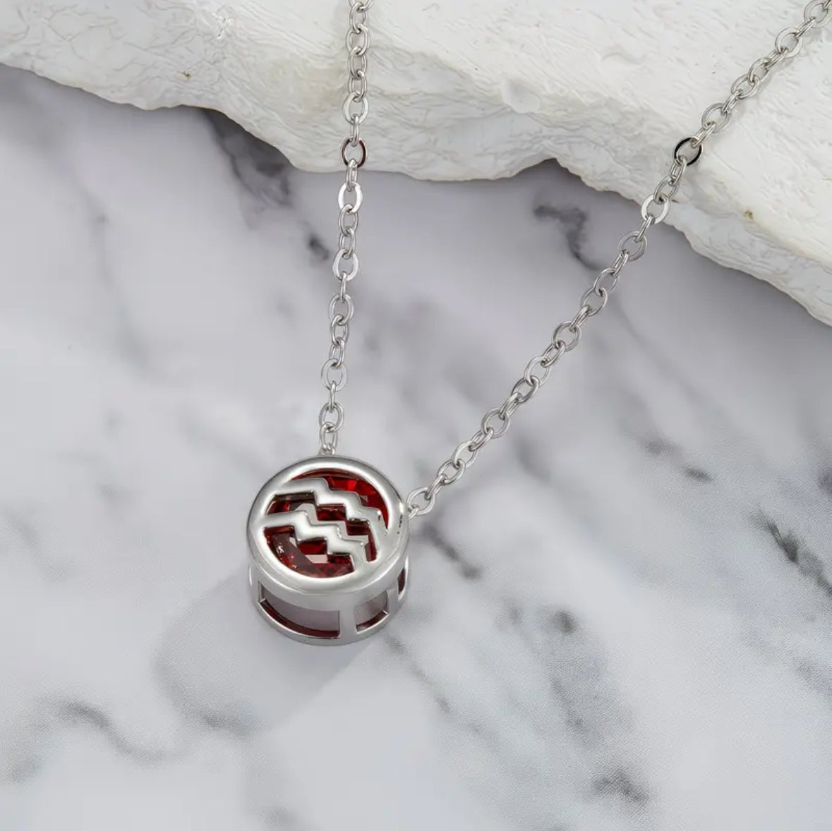Collar signo acuario