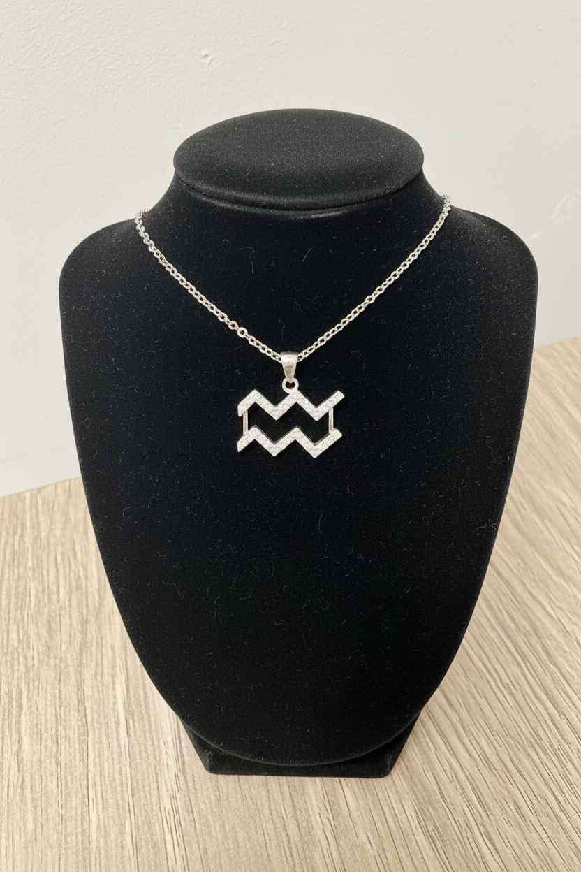 Collar signo acuario