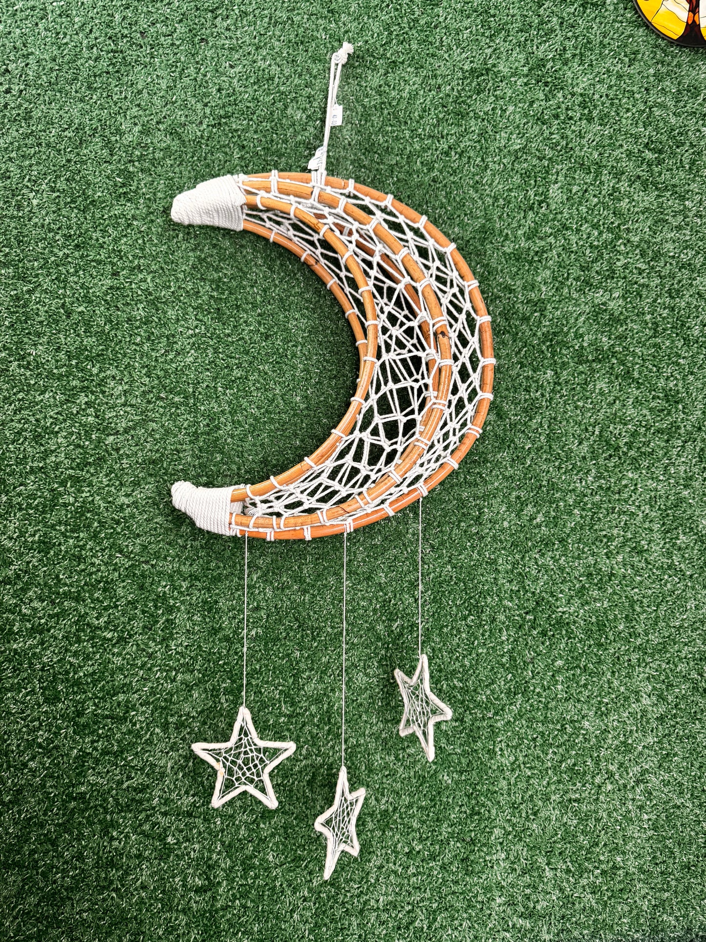Atrapa sueños de media luna y estrellas