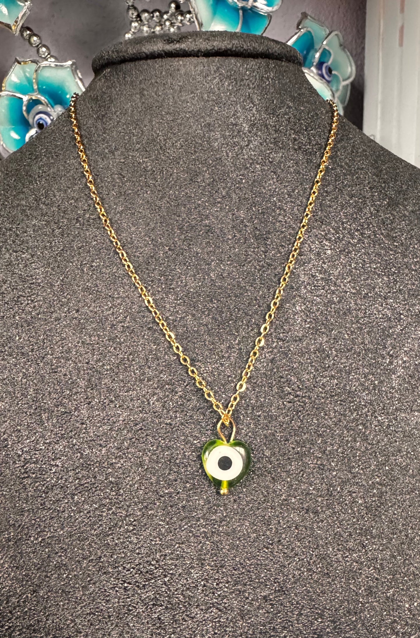 Collar ojo turco