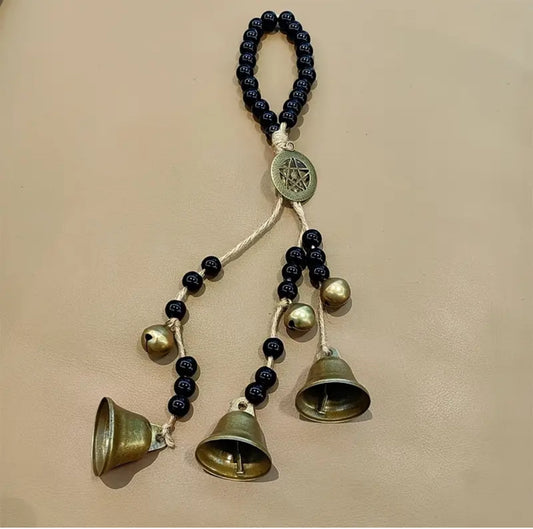 Campana de bruja (ball chain)