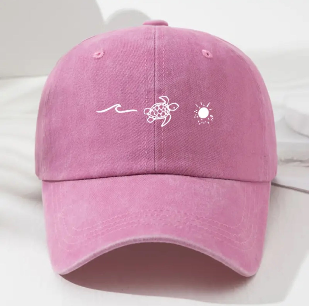 Gorra con ola, tortuga y sol