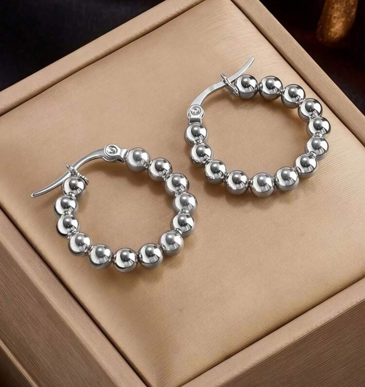 Aretes cuentas