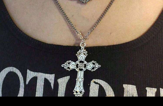 Collar de cruz