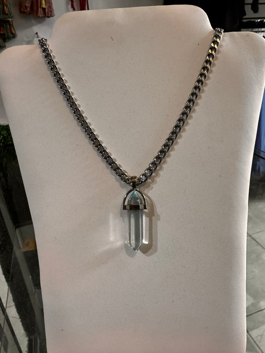 Collar con pendant de cristal