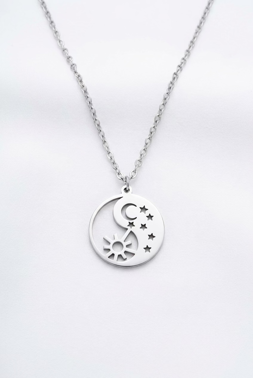 Collar Yin-Yang celestial